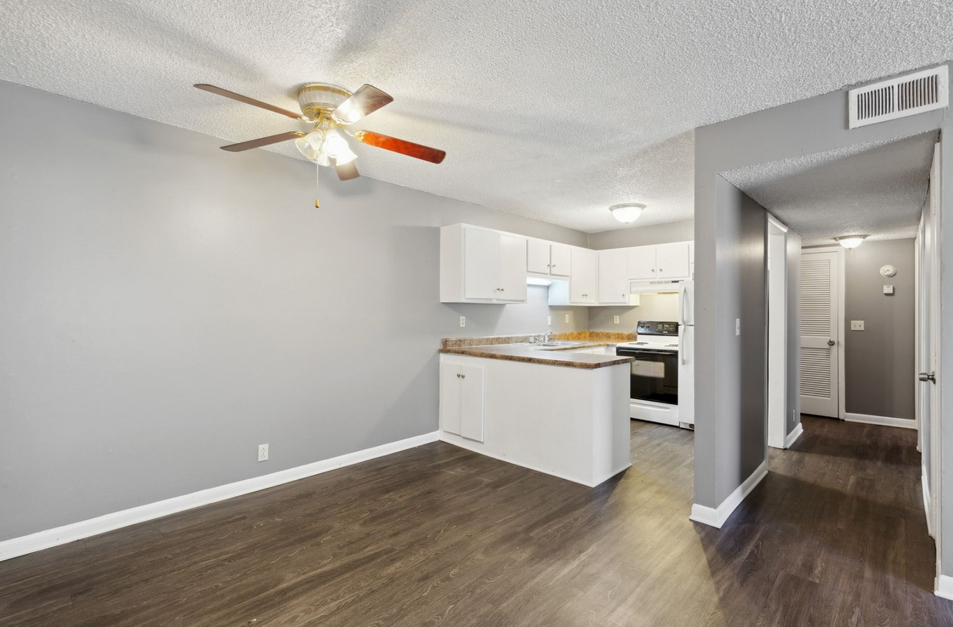 Photo - Manchester Arbors Apartments