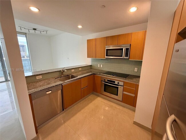 Photo - 1060 Brickell Ave Unit 2409