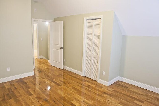 Photo - 17 Imrie Rd Unit 1