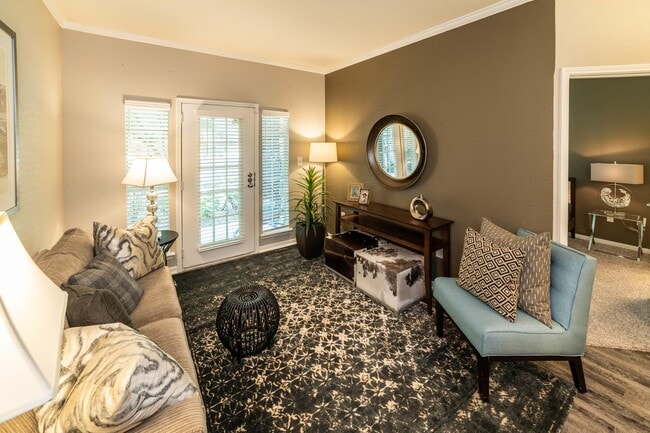 Photo - Pet-Friendly Comfort with Luxury Perks! Unit KJV