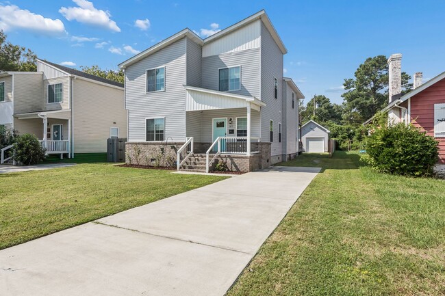 317 Cottonwood Ave