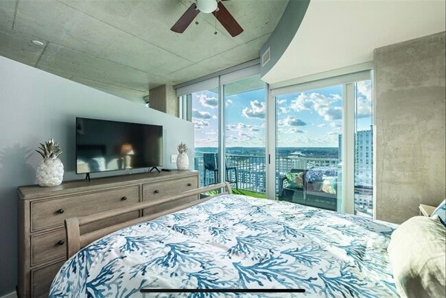 Photo - 777 N Ashley Dr Unit 1811 SkyPoint