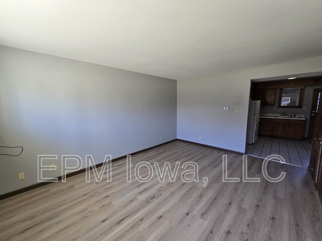 Photo - 804 W Mullan Ave