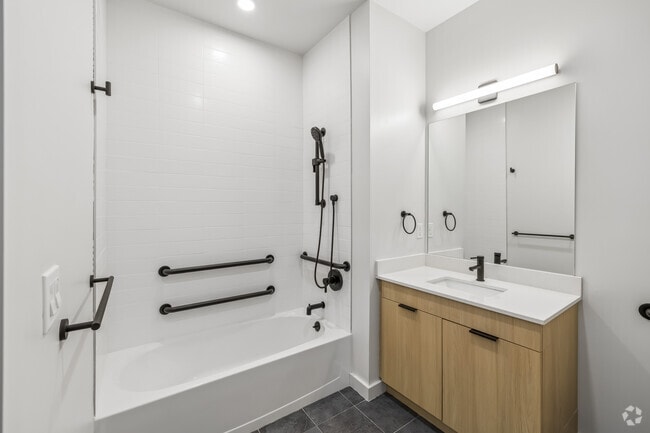 A5 - 1BR,1BA - 737SF - Bathroom