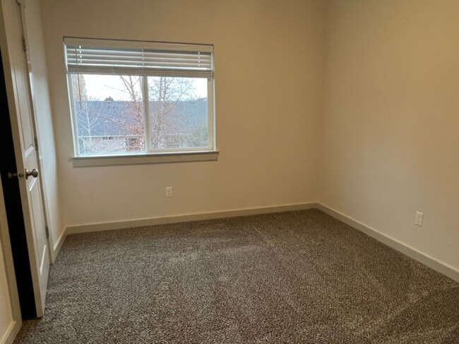 Photo - Get a Month Free!!