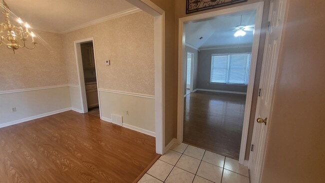9246 Chalkwell Ave