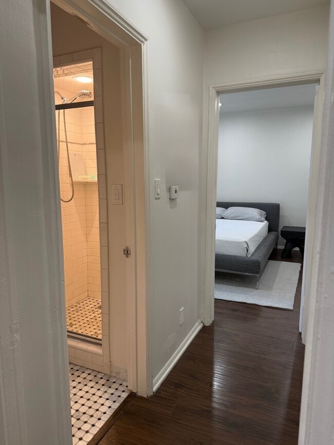 Photo - 9933 Robbins Dr Unidad 10