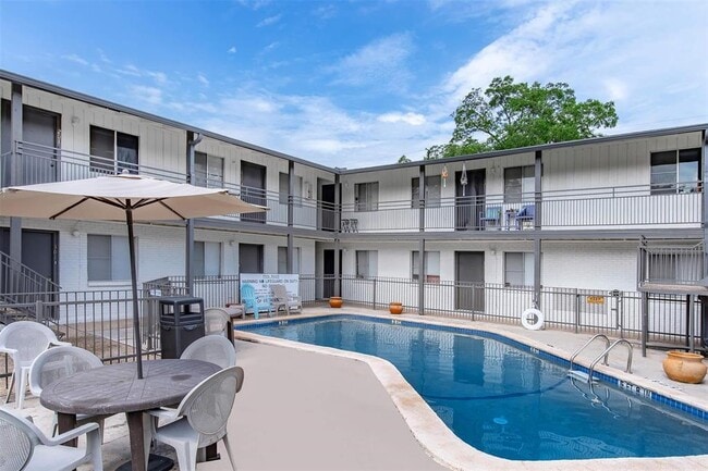 Building Photo - 4206 Avenue A Unit 209 Rental