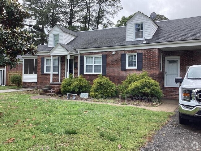 Building Photo - 6413 Glenoak Dr Rental