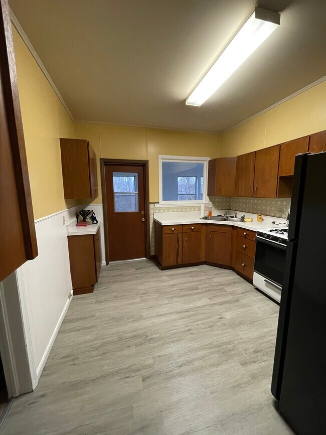 Photo - 128 Washington St Unit 1