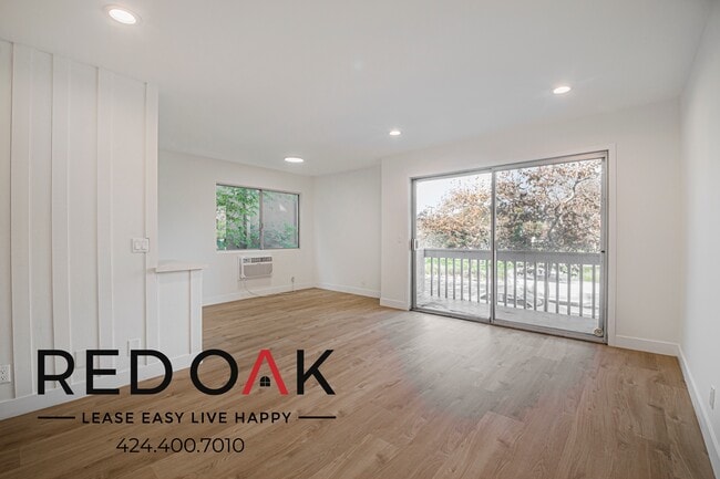 Building Photo - 426 S Venice Blvd Unit 1