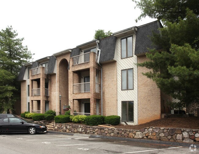 Photo - Cedar Ridge Apartments