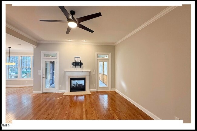 Photo - 8025 Debenham Dr