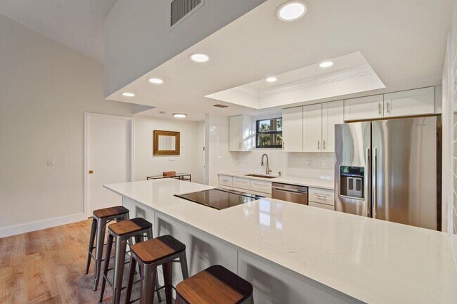 Photo - 11863 Wimbledon Cir Unit 509