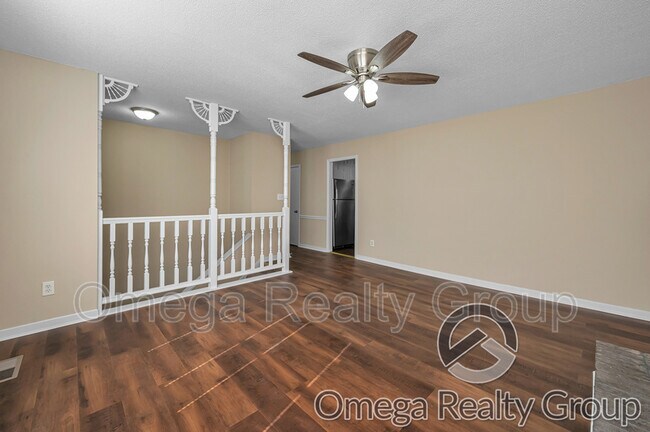 Photo - 3126 Sleepy Hollow Dr