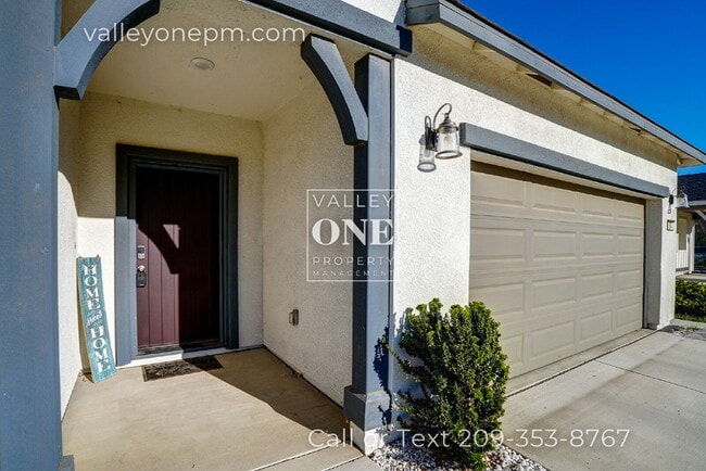 Photo - 644 Cheshire Dr