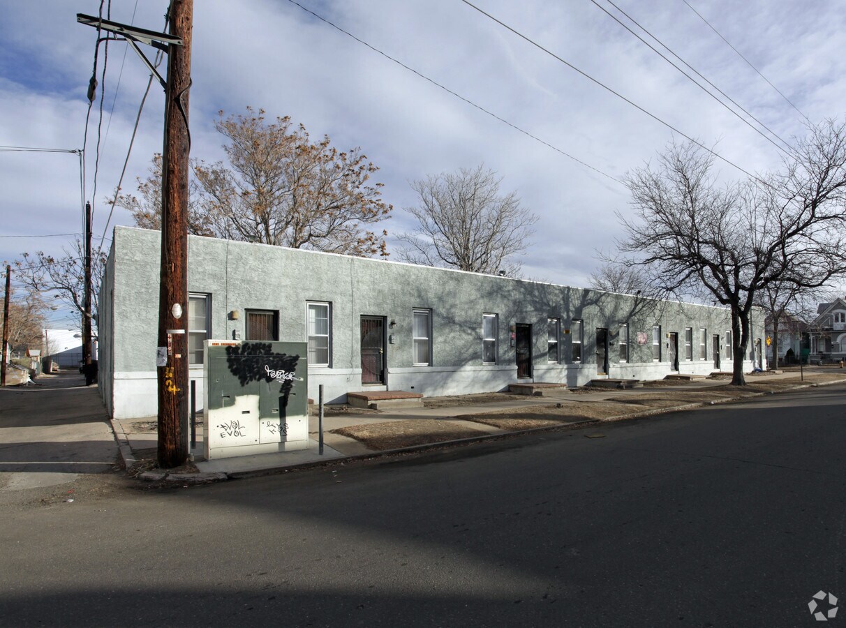 Photo - Willow Apartments
