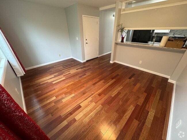 Building Photo - 114 Neptune Ct Unit 8114H Rental