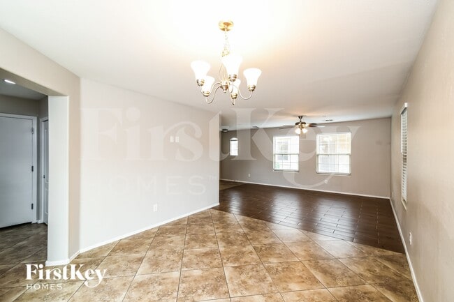 Photo - 3531 E Erie St