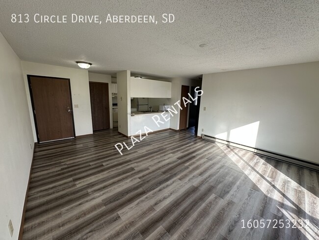 Building Photo - 307 11th Ave NW Unit 301