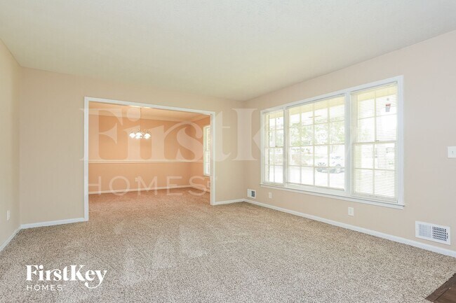 Photo - 1348 Yates Ave