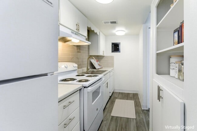 Photo - Palisade Park Aparments