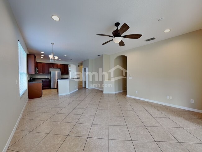 Photo - 1619 Lakelet Loop