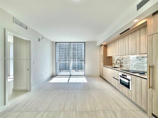 Photo - 77 SE 5th St Unit 1615