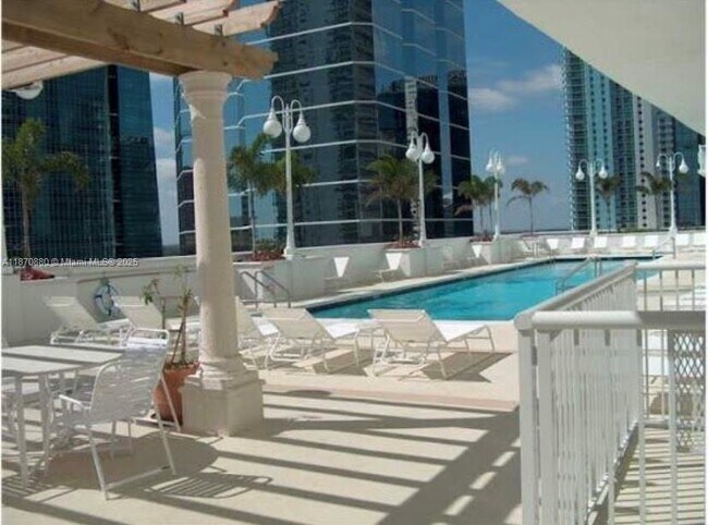 Photo - 1200 Brickell Bay Dr Unit 3318