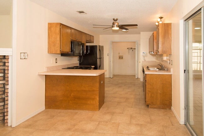 Photo - 143 Palmetto Ave