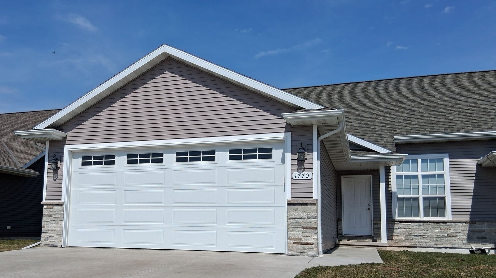 Photo - 1770 Garroman Unit 1770 Garroman