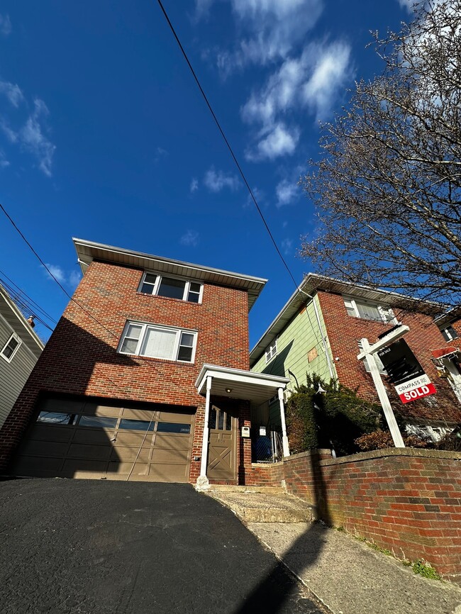 Photo - 1404 45th St Unit 2