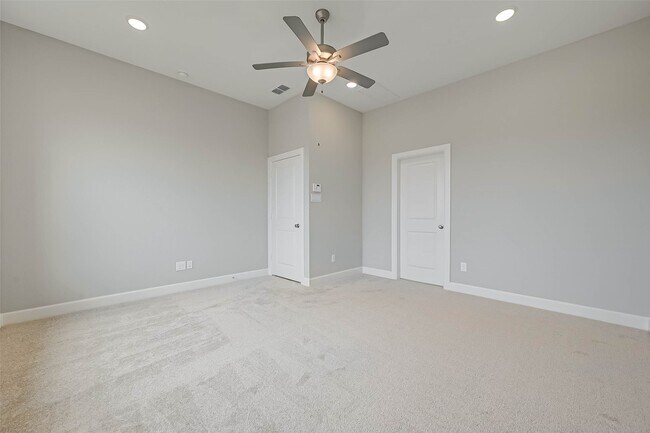 Photo - 10707 Deer Path Dr