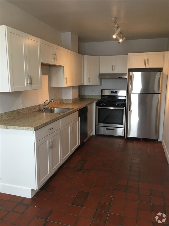 Building Photo - 466 Park Dr Unit 17 Rental
