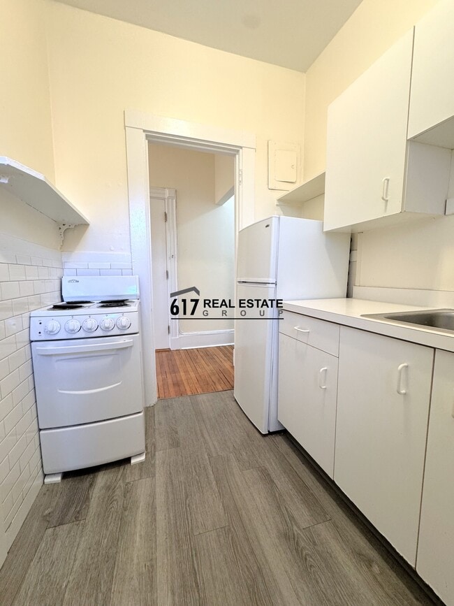 Photo - 504 Beacon St Unit 23