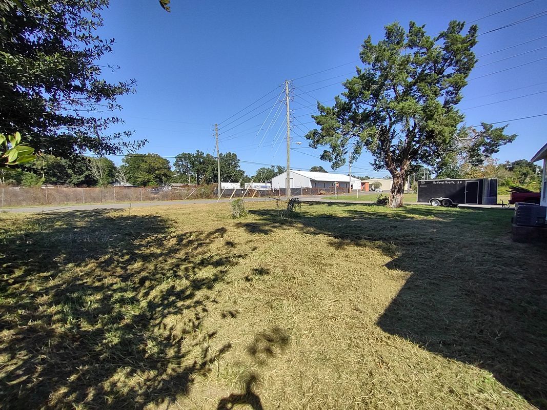 Photo - 1119 N Q St