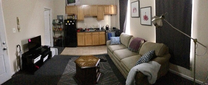 Photo - 1605 W Diamond St Apartment