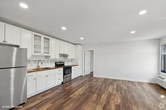 Building Photo - 413 Jefferson St Rental