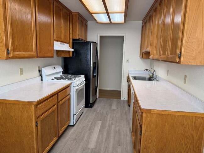 Photo - 1321 Chestnut Ln