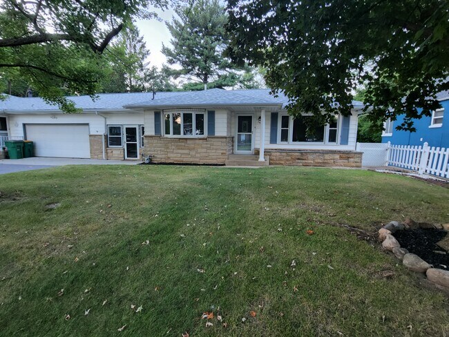 Photo - 744 Upton Ave House