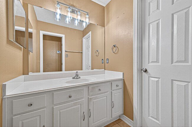 Building Photo - 1807 Driver Green Ln