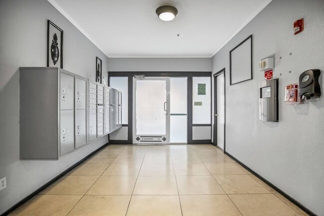 Building Photo - 839 Leavenworth