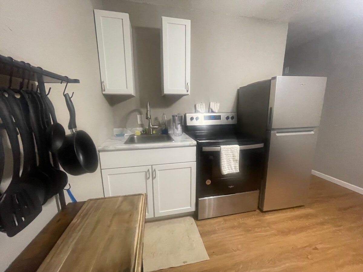 Photo - Studio Apartment  in Hollister, MO Unit 3