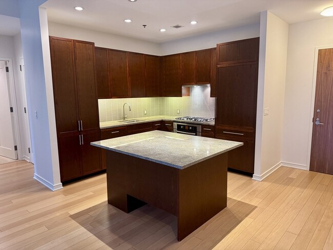 Photo - 580 Washington St Unit 801