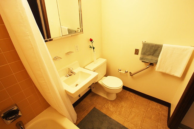 Bethel Estates 62 +
