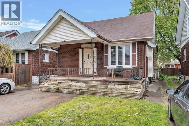 Photo - 1236 Marentette Ave