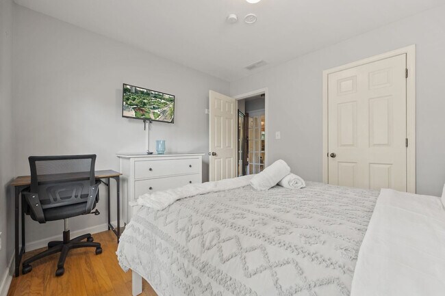3613 Southland Dr NE Unit SI ID1609576P