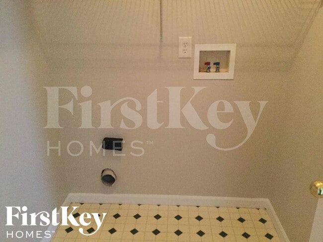 Photo - 10729 Newgate Ln