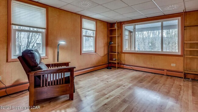 Photo - 206 Tannery Rd