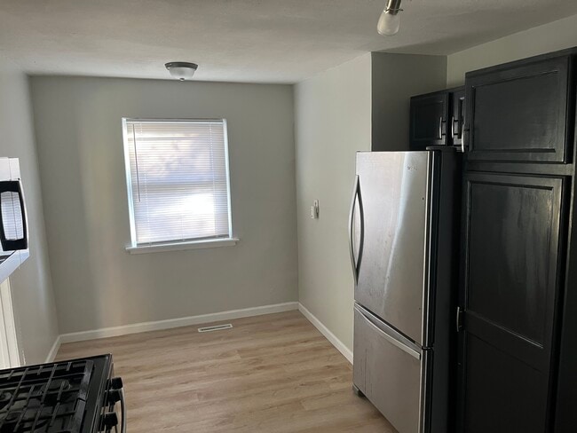 Photo - 312 Treasure St